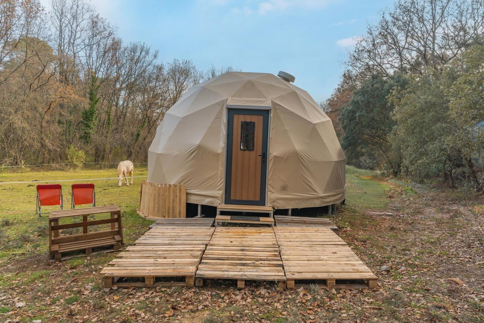 La Cabane Aux Chevaux Varages 外观 照片